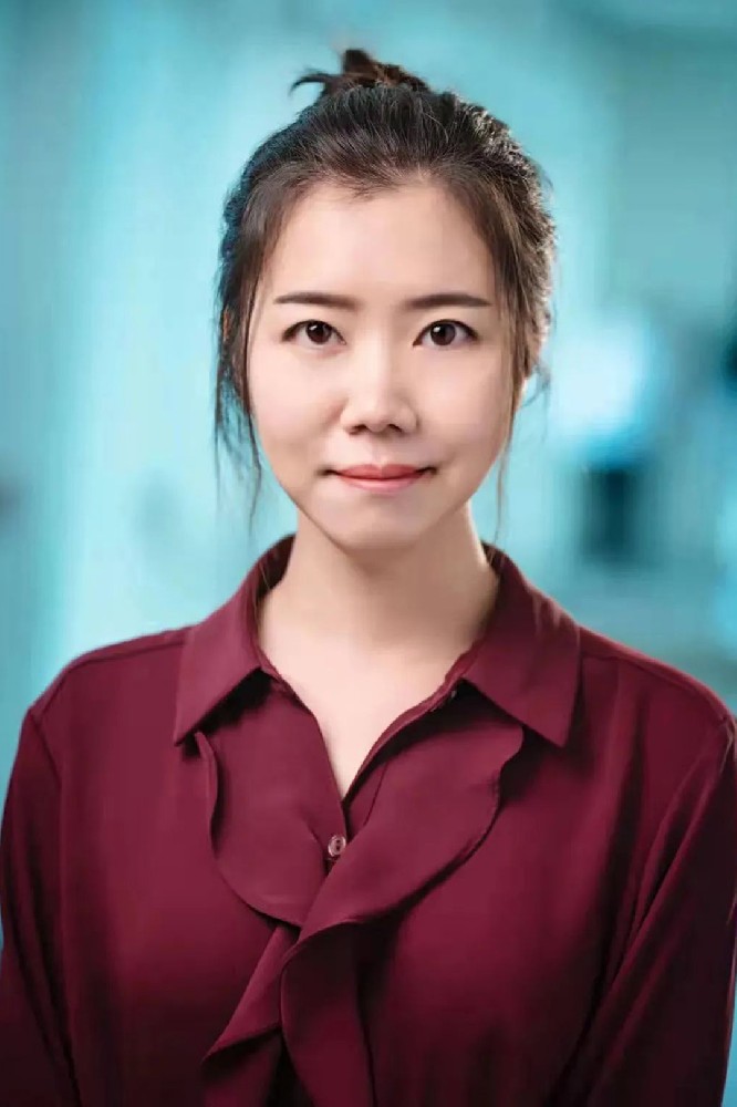 李诗佳 ( Selina Li )