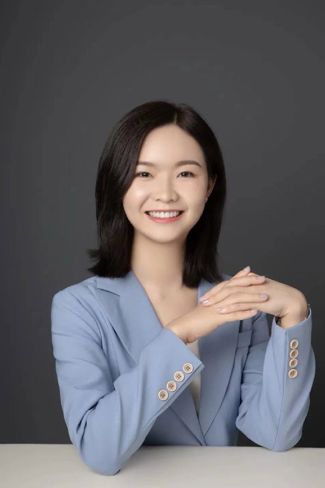 向悦 （ Gloria Xiang ）